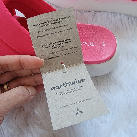 🔥SALE🔥 TOMS Women's, Alpargata Crossover Hot Pink Sandal size 8.5 - Picture 8 of 10